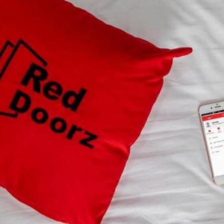 Reddoorz Near Hayam Wuruk Plaza Hotel Jakarta Luaran gambar