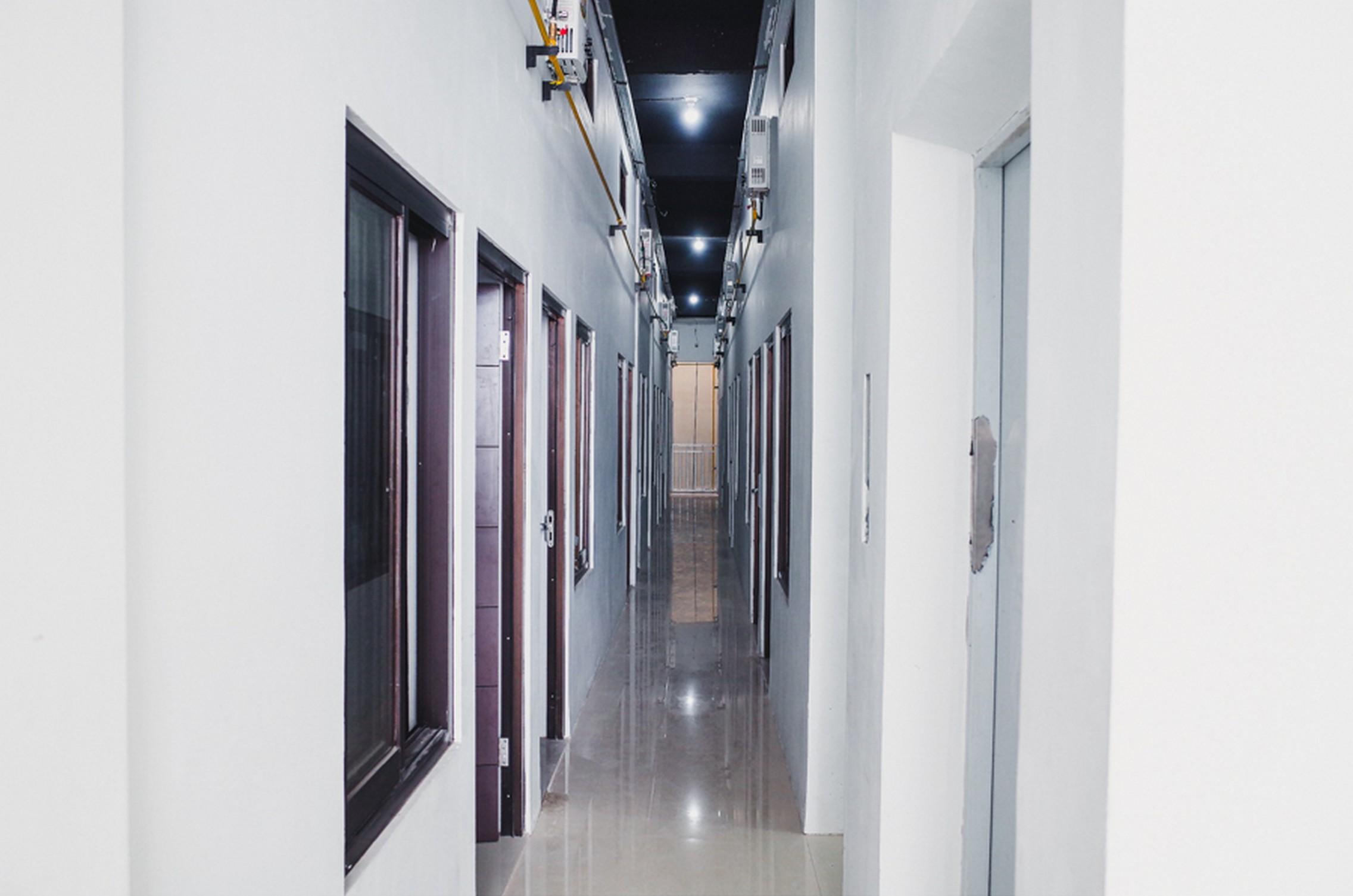 Reddoorz Near Hayam Wuruk Plaza Hotel Jakarta Luaran gambar